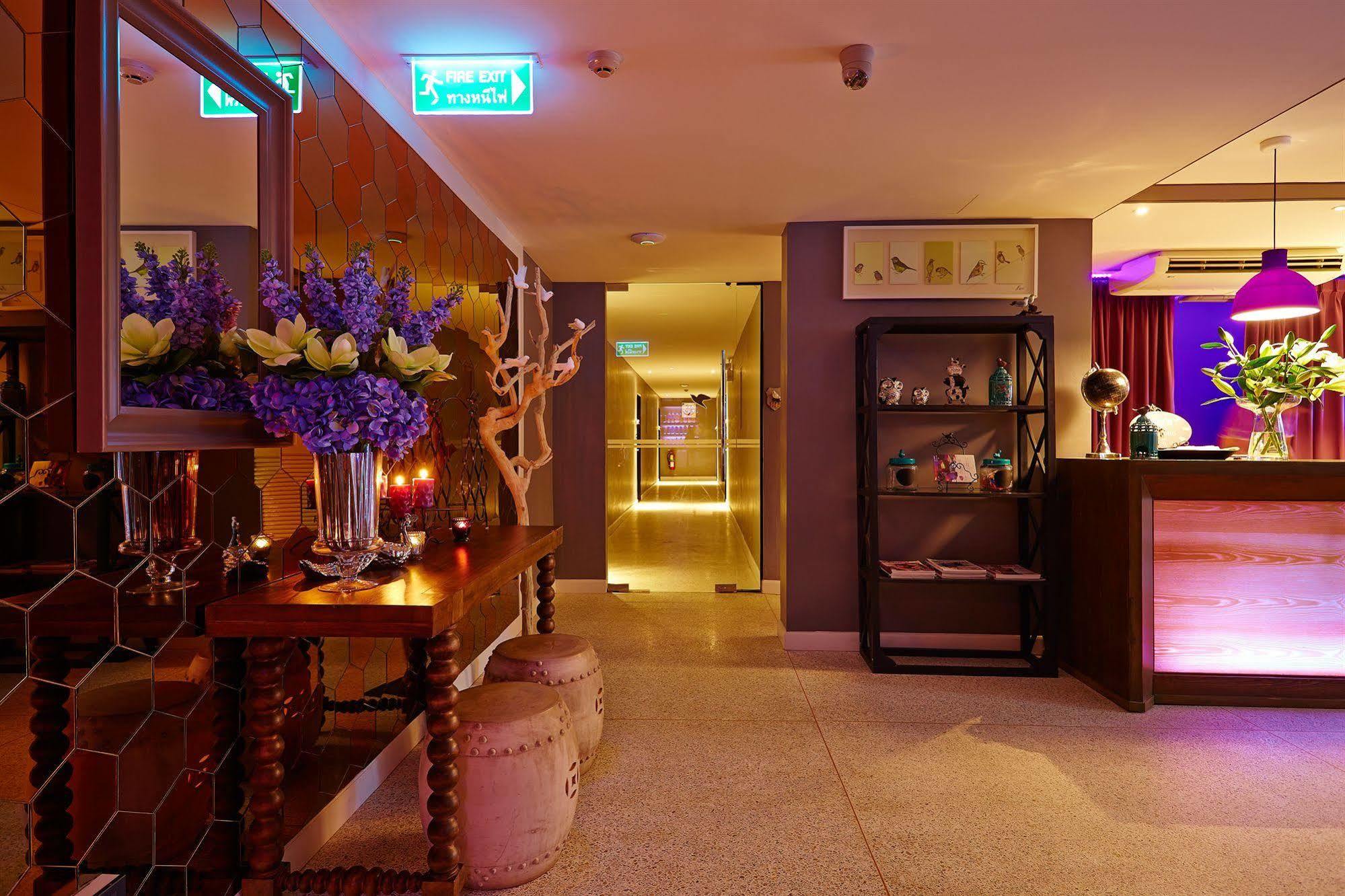 Hotel The Weekend Pattaya Esterno foto